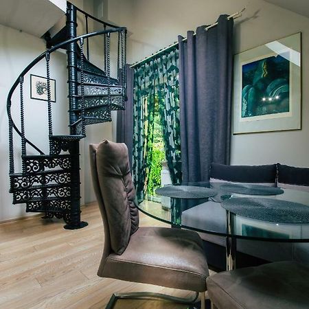 Apartamenty Jablonowa Zielona Gora  Bagian luar foto