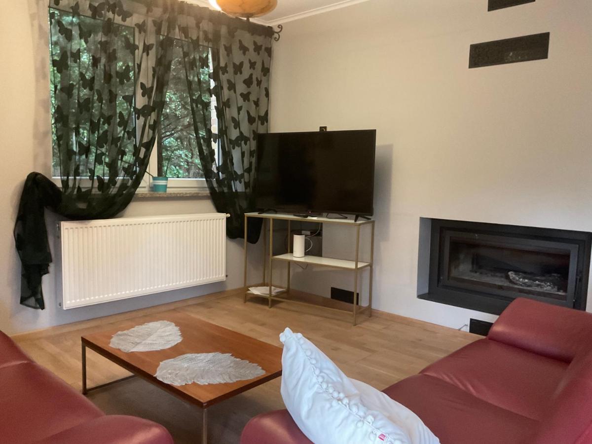Apartamenty Jablonowa Zielona Gora  Bagian luar foto