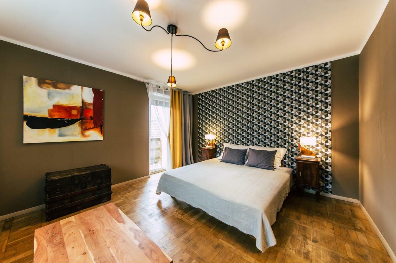 Apartamenty Jablonowa Zielona Gora  Bagian luar foto